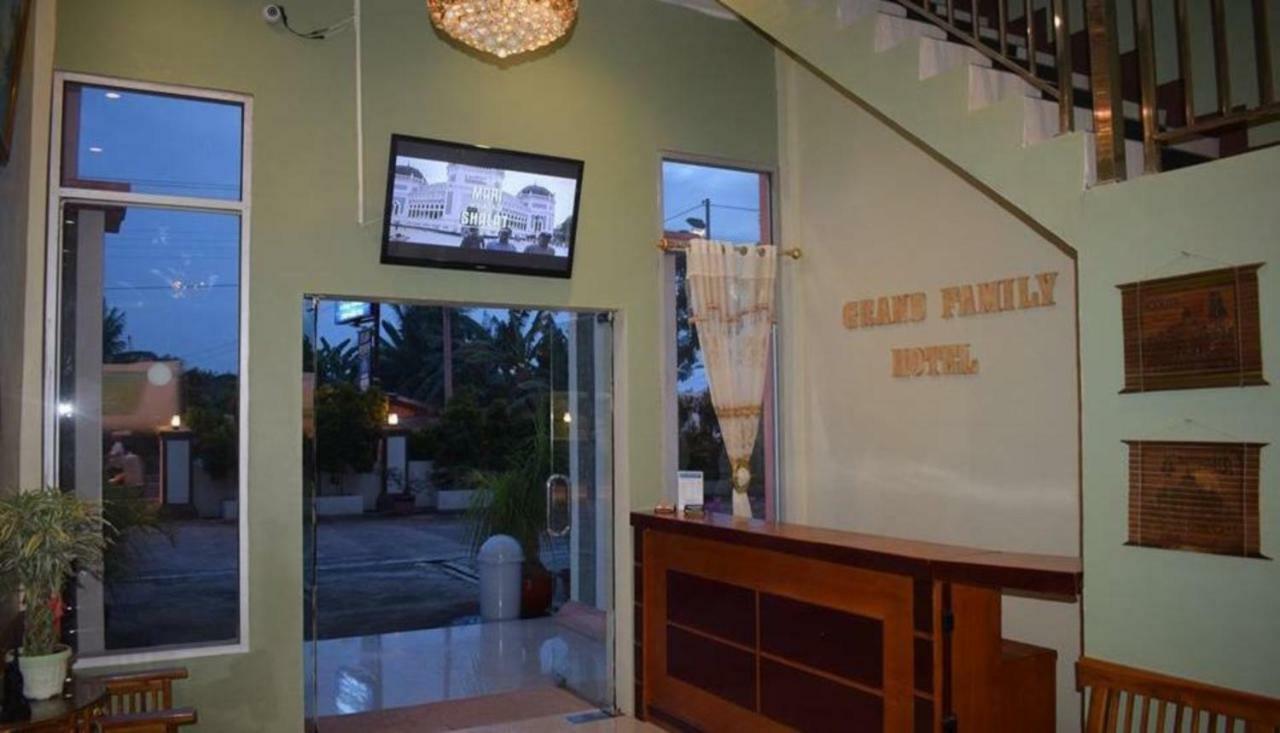Hotel Grand Family Sungairampah Exterior foto