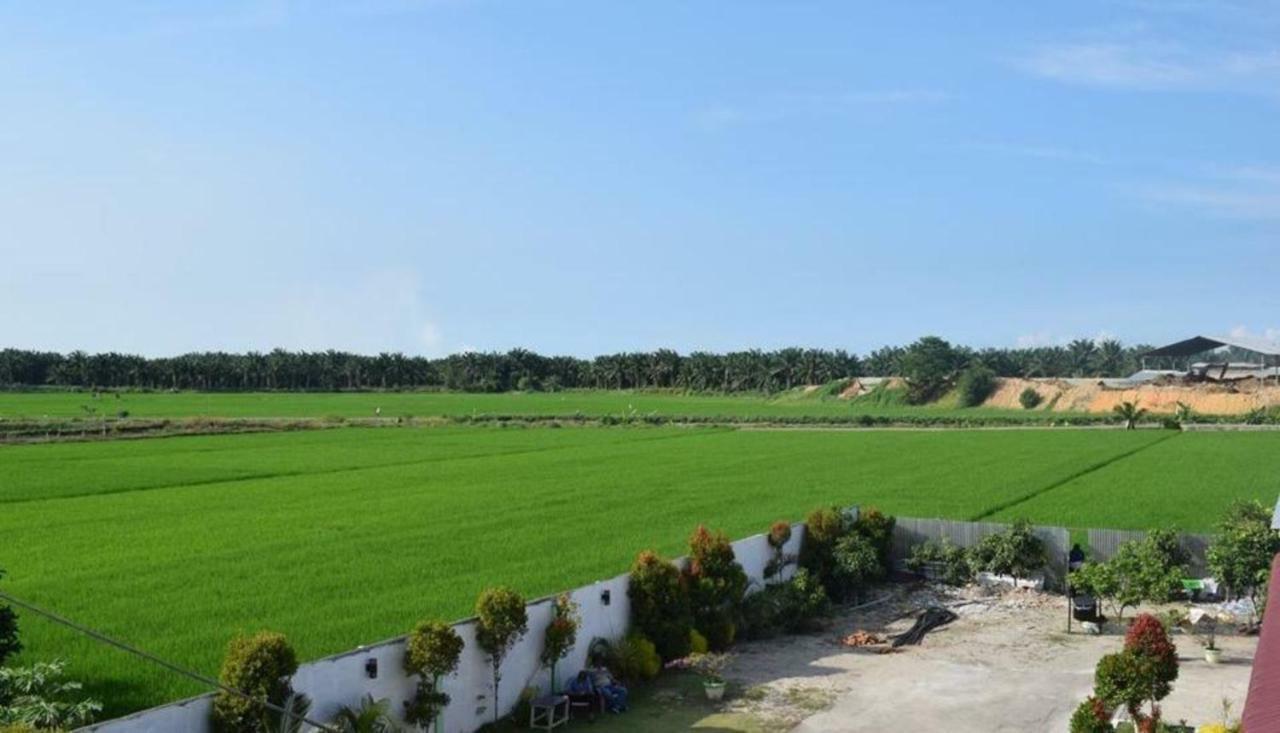 Hotel Grand Family Sungairampah Exterior foto